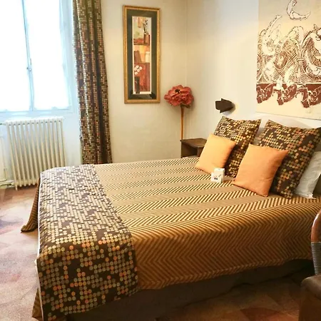 Maison Garnier De Charme Hotel 3*