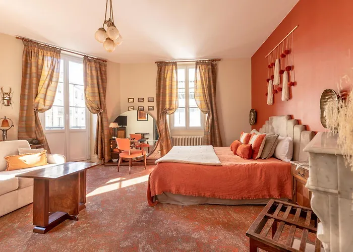 Maison Garnier De Charme מלון 3*